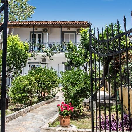 Irini Apartments And Studios Agios Gordios  Luaran gambar